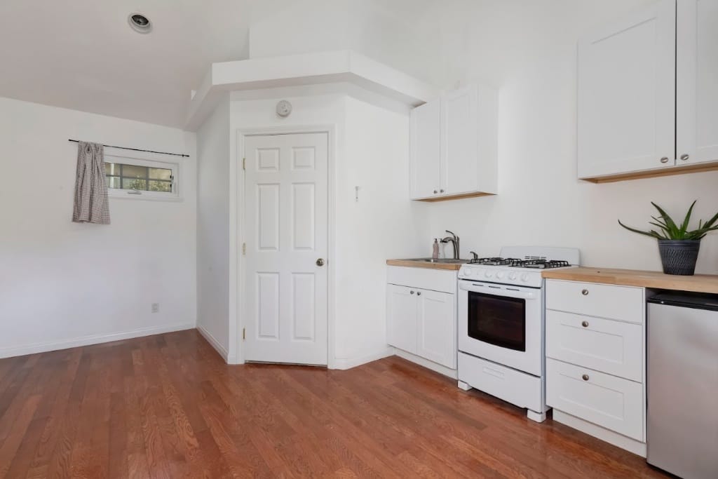 Completed kitchen and studio renovation in Los Angeles by Eddie Fixes LA