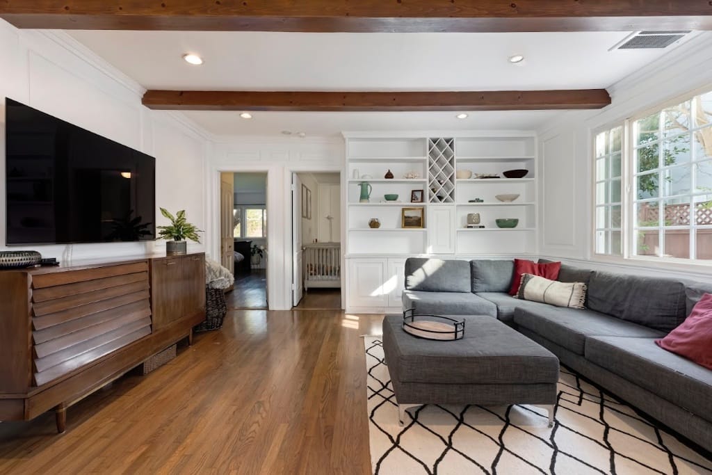 Finished living room remodel in Los Angeles by Eddie Fixes LA