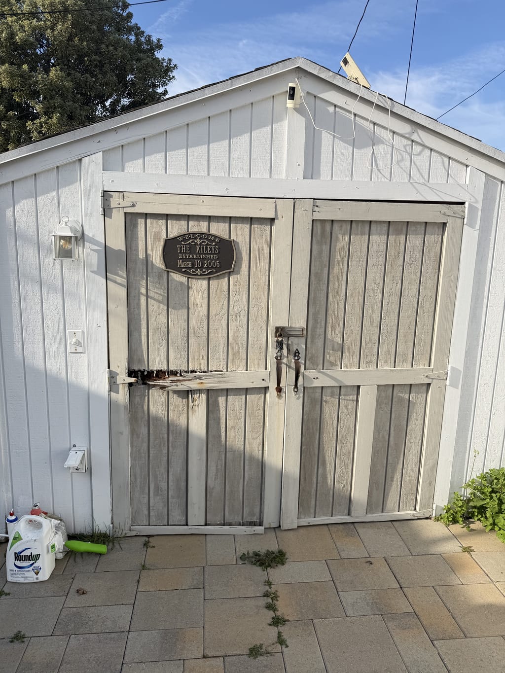 Close-up of rotted and broken shed wood before repair in Hawthorne, CA 90250